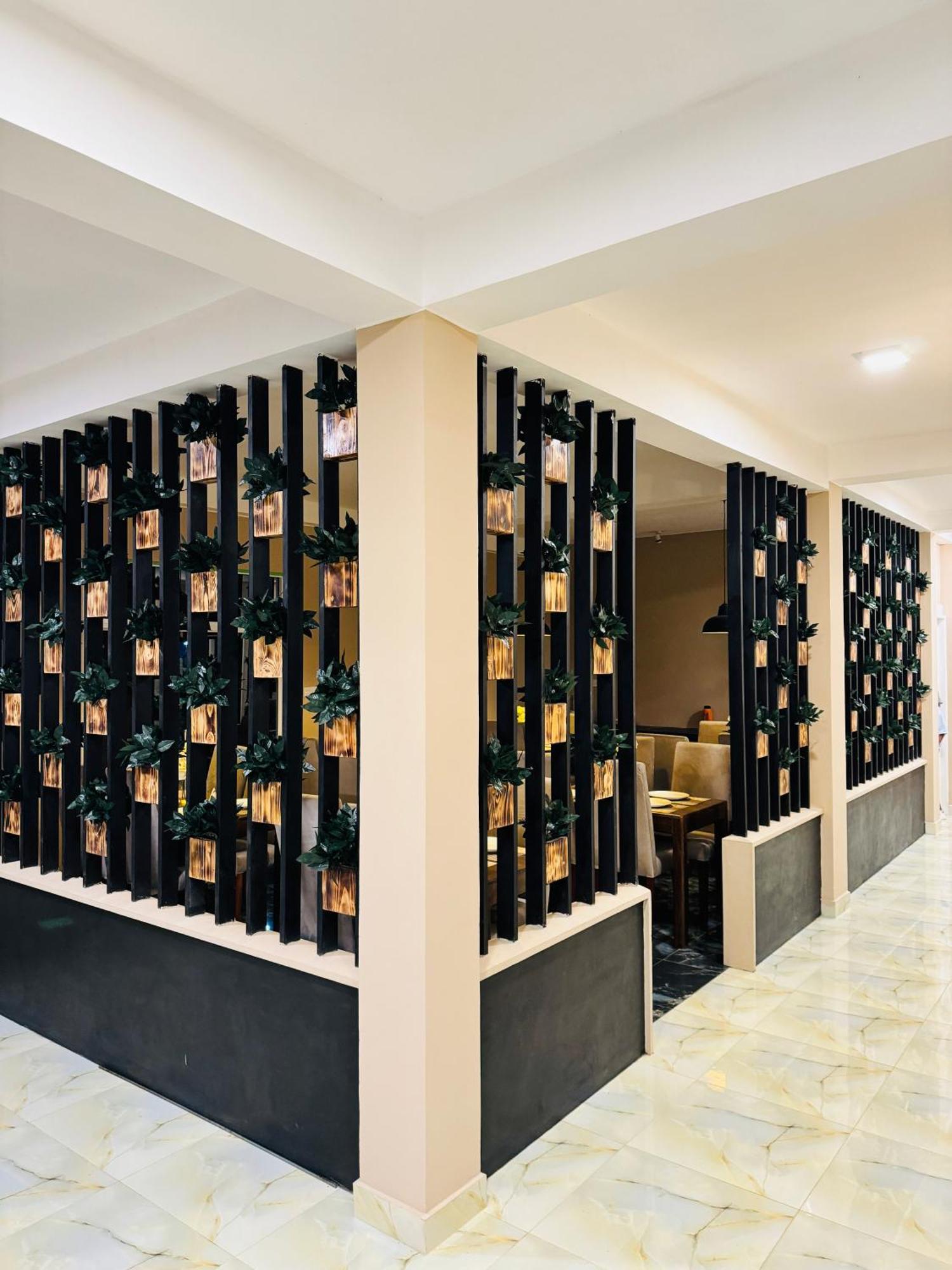 Royal Bliss Hotel נוארה אליה מראה חיצוני תמונה