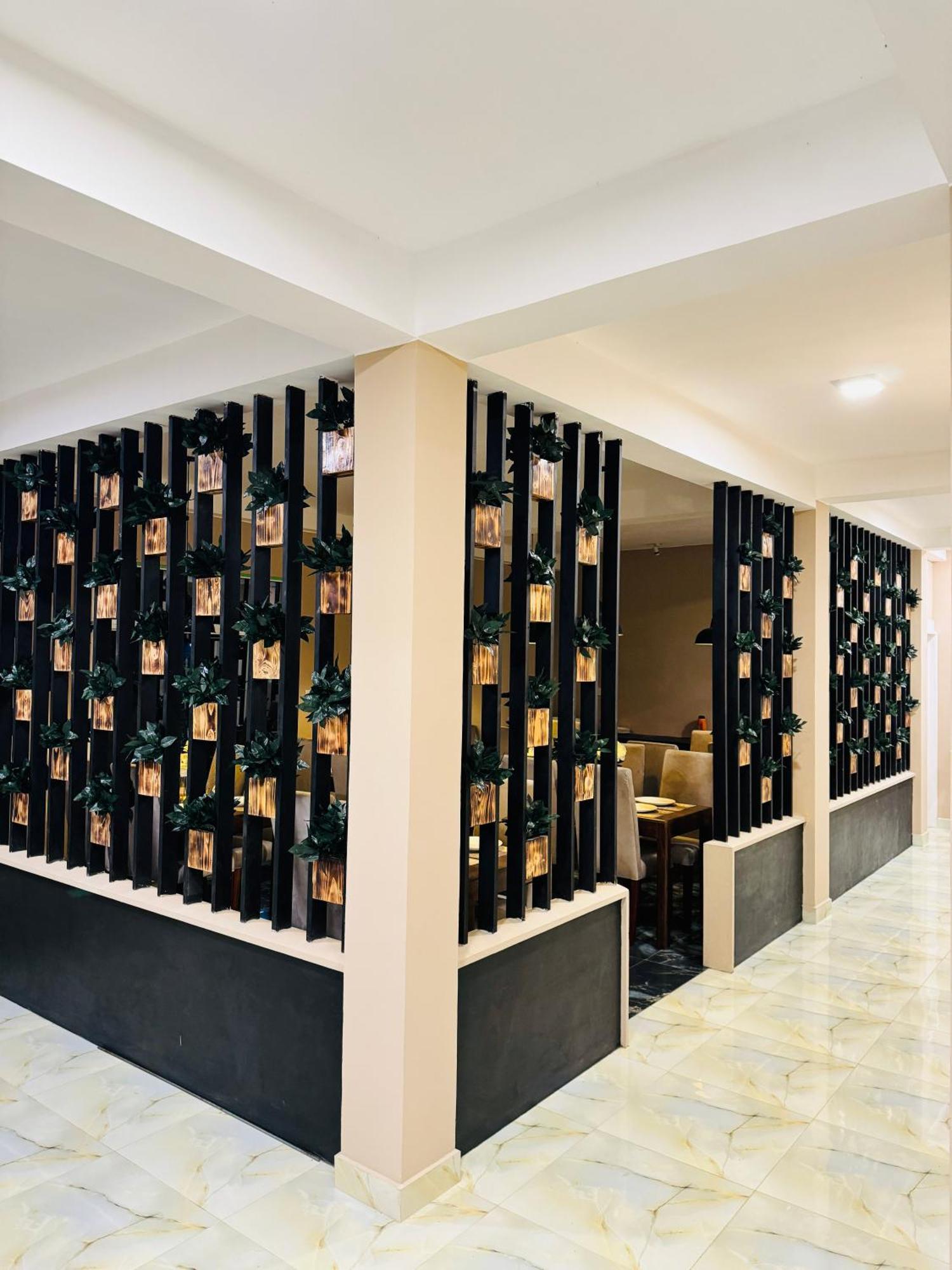 Royal Bliss Hotel נוארה אליה מראה חיצוני תמונה